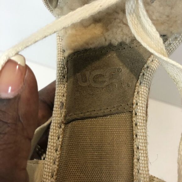 UGG wedge tie up Sherpa lined sandals size 6 - Picture 10 of 12